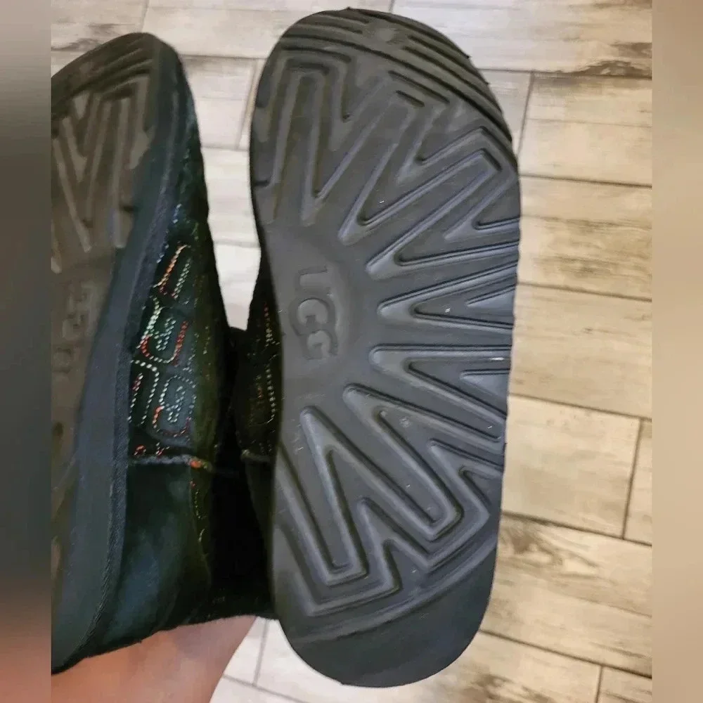UGG Graphic Stitch class II short boots rainbow colorful black suede leather 6